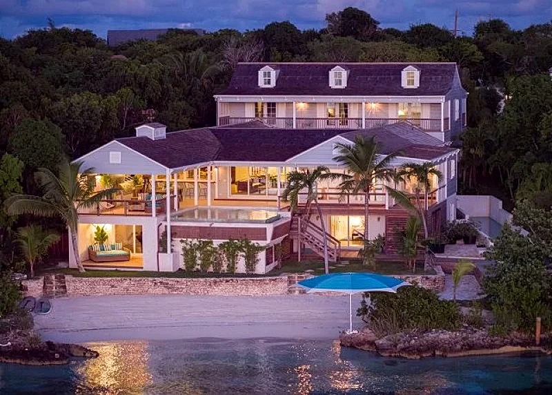 Private Beach & Dock, Glorious Sunset on the Bay, 5 min to Pink Sands Beach