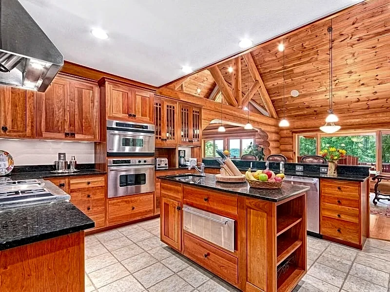 View! Stunning 2 Kng, 2 Qn, 3 Bth/2 Hlf, 2 Gas Fireplaces, Fire Pit, Gas Grill in Asheville, North Carolina, United States — photo 4