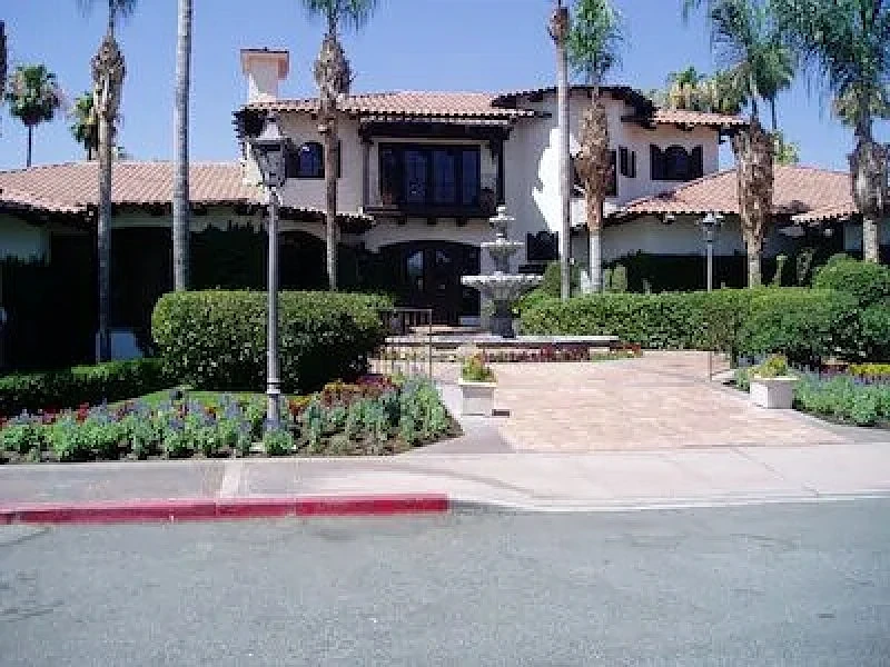 South Facing, Upgraded, Prime Location