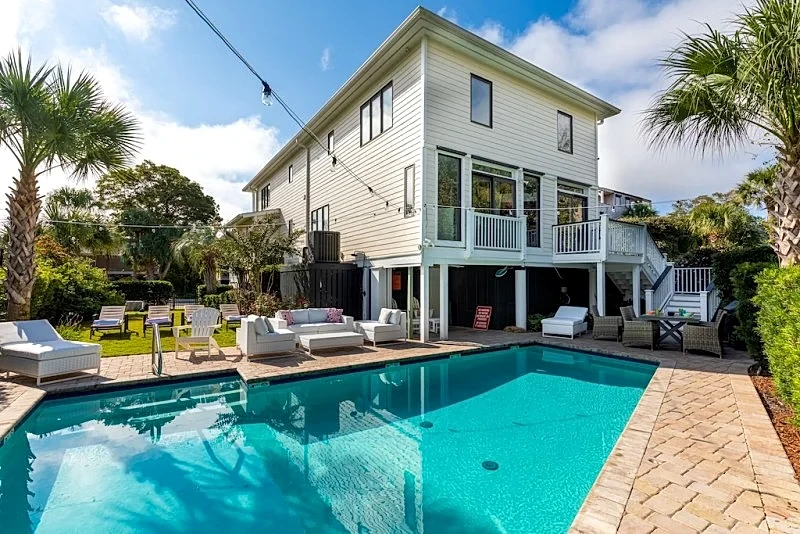 Luxurious CAROLINA ELEGANCE; 6/5; elevator; private pool; sleeps 16 in Isle Of Palms, South Carolina, United States — photo 1