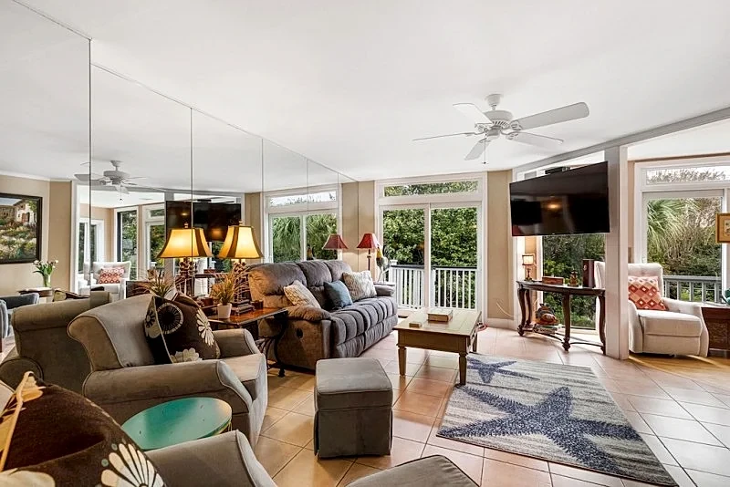 Luxurious CAROLINA ELEGANCE; 6/5; elevator; private pool; sleeps 16 in Isle Of Palms, South Carolina, United States — photo 3