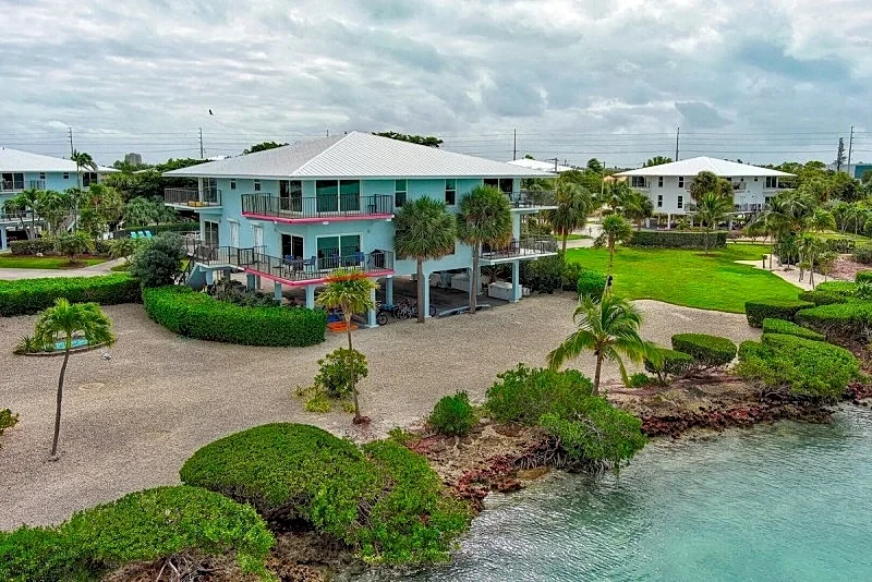 Paradise updated 2bed/2.5bath townhouse style in Marathon, Florida, United States — photo 2