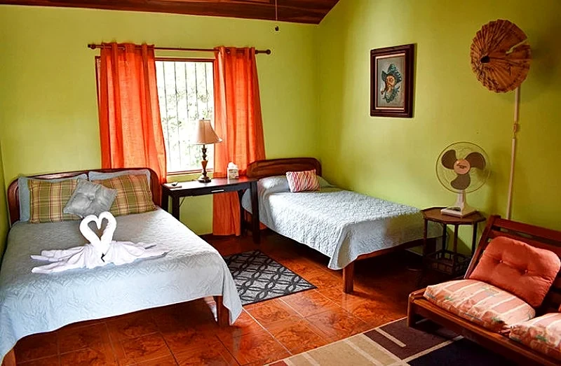 Cariari Bed and Breakfast | FRIENDLY SUITE Bed & Breakfast in San Jose, San Jose Province, Costa Rica — photo 3