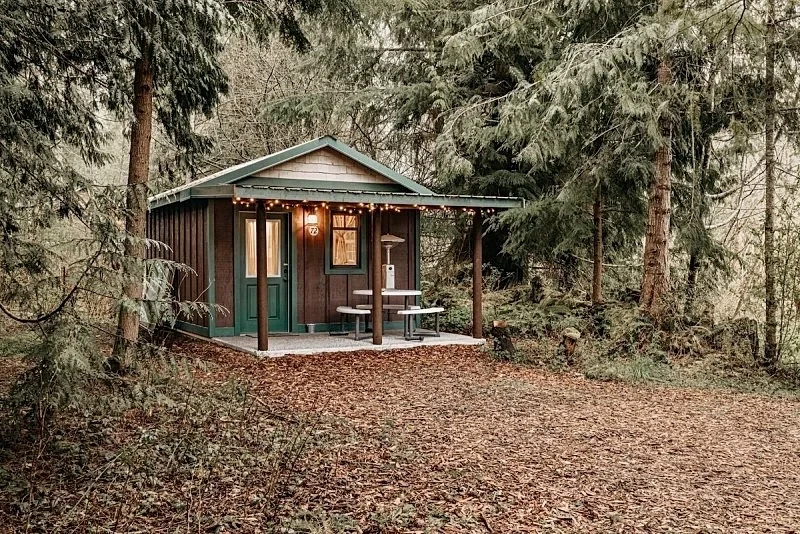 Maple Falls Cabin #72 - Sleeps 2 - Pets Ok