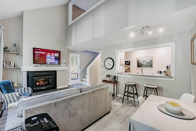 Snowater Condo #45 - Wi-Fi - Fireplace - Washer/Dryer - Sleeps 4 in Deming, Washington, United States — photo 2