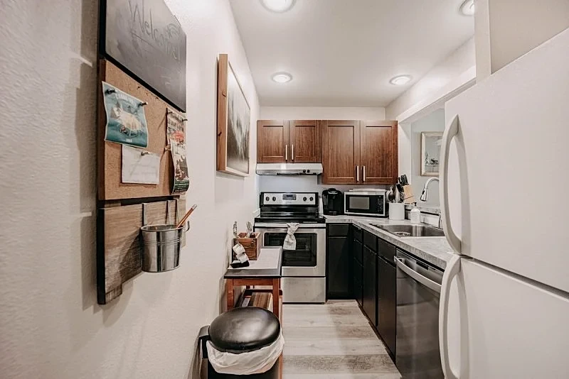 Snowater Condo #45 - Wi-Fi - Fireplace - Washer/Dryer - Sleeps 4 in Deming, Washington, United States — photo 4