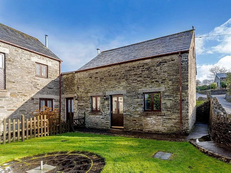 Looe Valley Barn