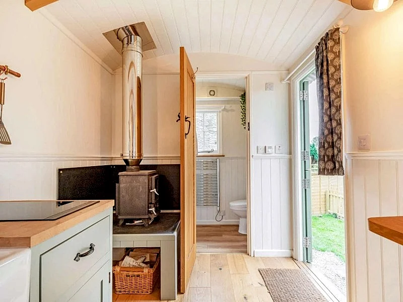 Photo 5