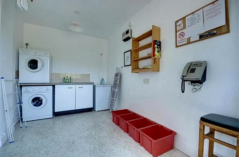 Photo 12