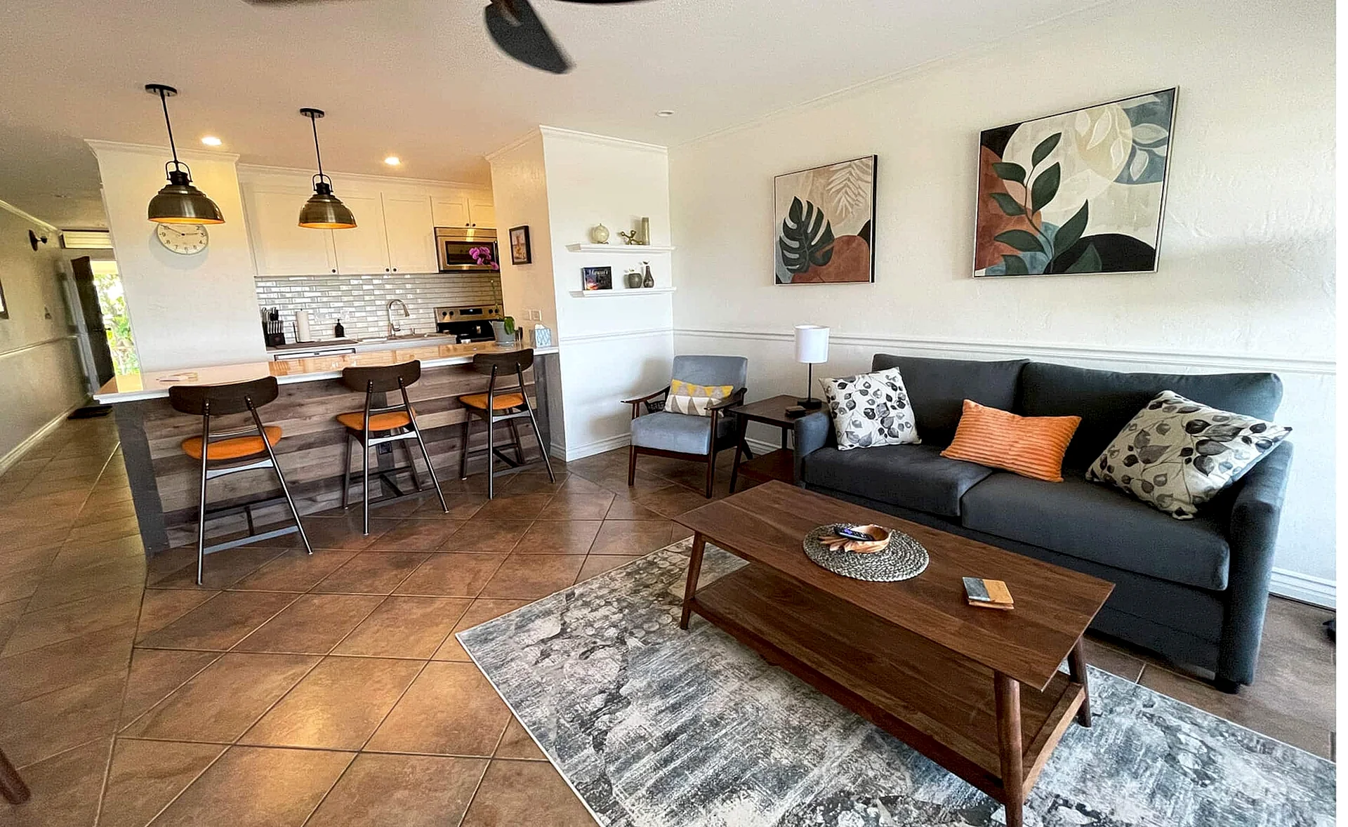 Kalanikai 303 - Kona Condo Steps from Kailua Pier