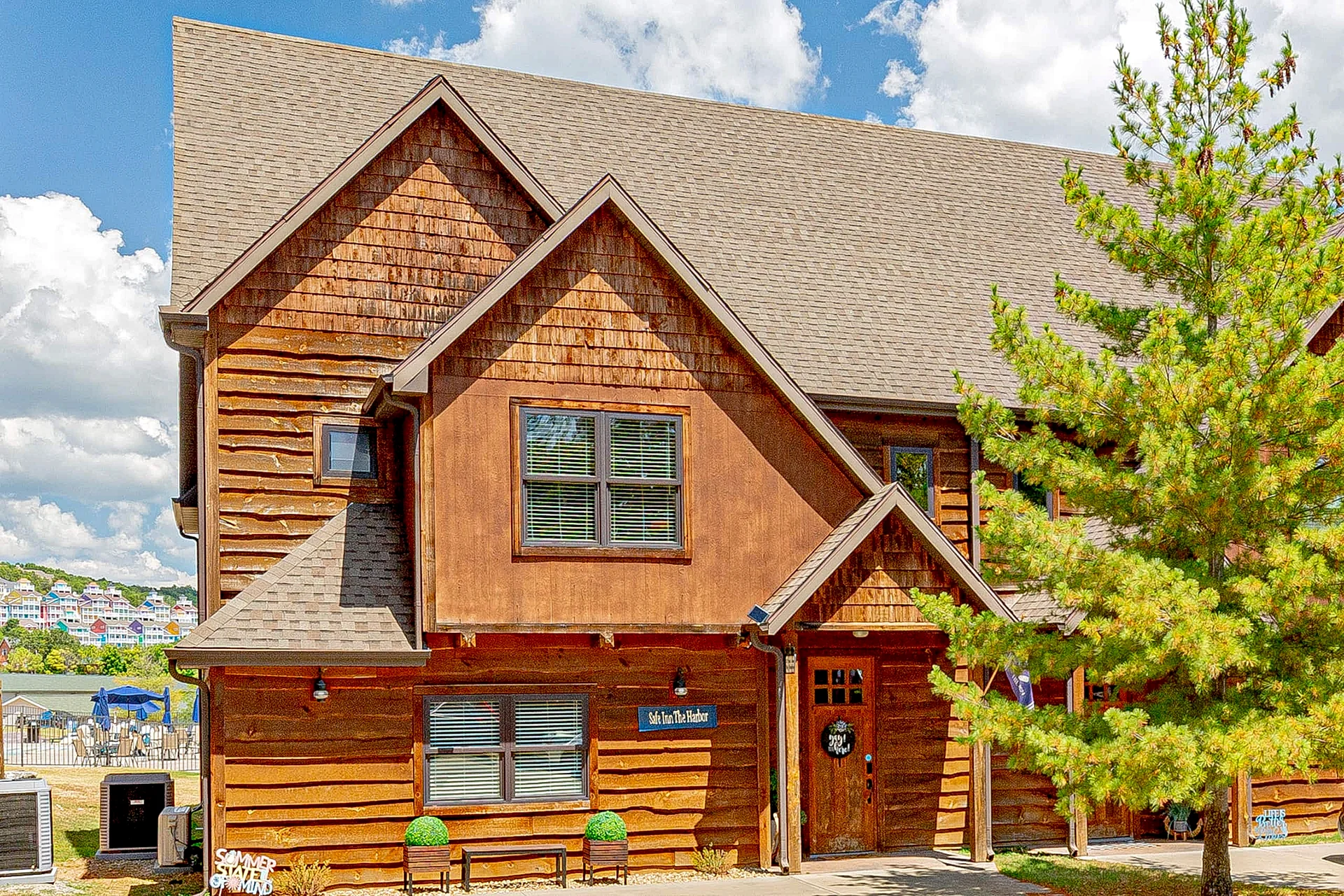 Safe Inn The Harbor BSR12 - 5BR Table Rock Lake Home in Branson, Missouri, United States — photo 3
