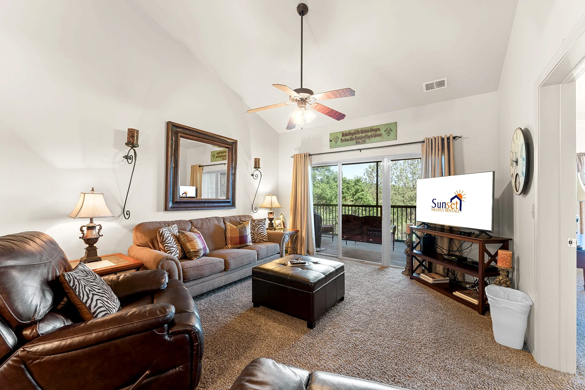 Ozark Comfort Condo - Spacious 3BR, Feels Like Home