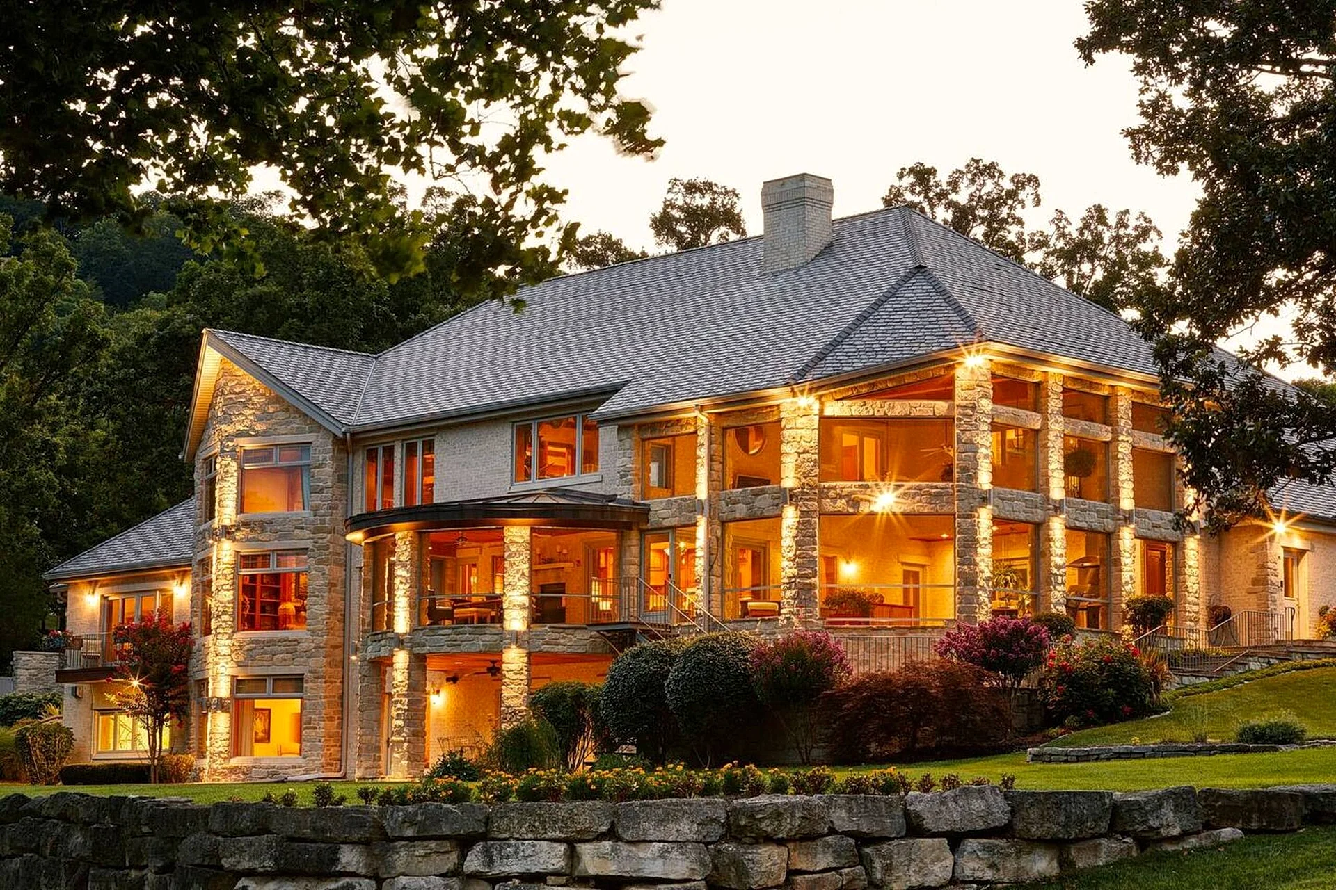 Luxury Table Rock Lake Villa: Pool, Hot Tub & Dock