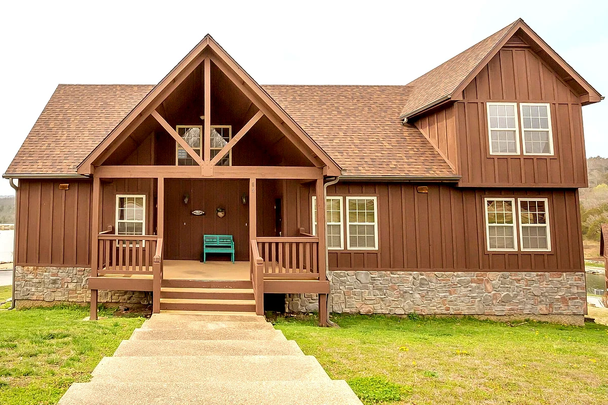 L130 3BR Lakeview Cabin & Loft at Stonebridge Resort