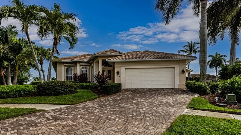 Peach Ct 153, Welcome to the Shellshack. Gorgeous wide water view in Marco Island
