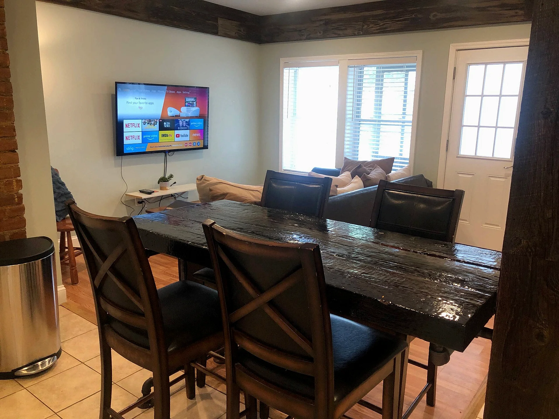 1st Class Rentals - Reynolds 2BR Apartment Oneonta