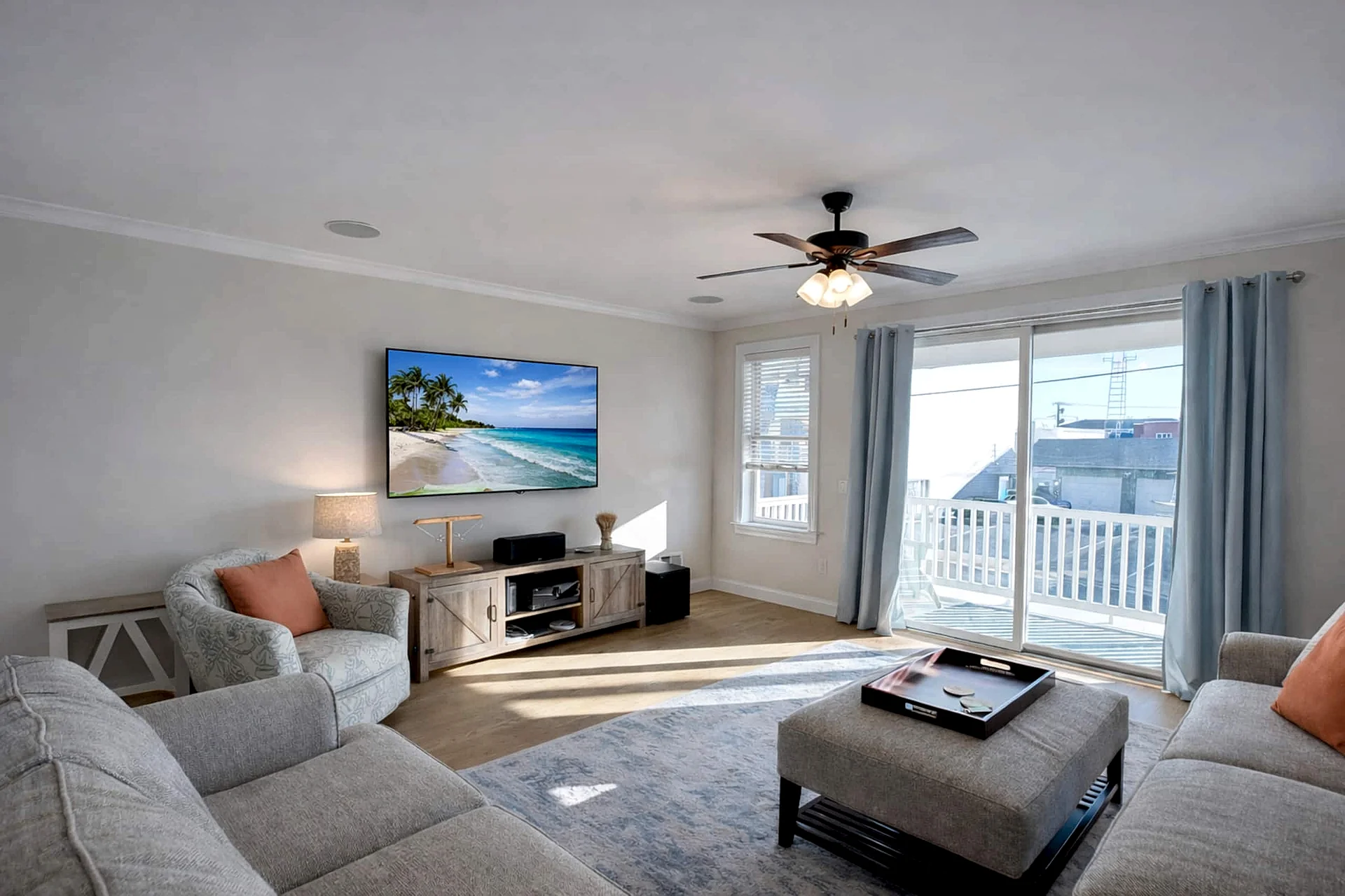 Wow! 5-Bedroom, 4-Bathroom, Beach Block in Seaside Heights, New Jersey, United States — photo 3