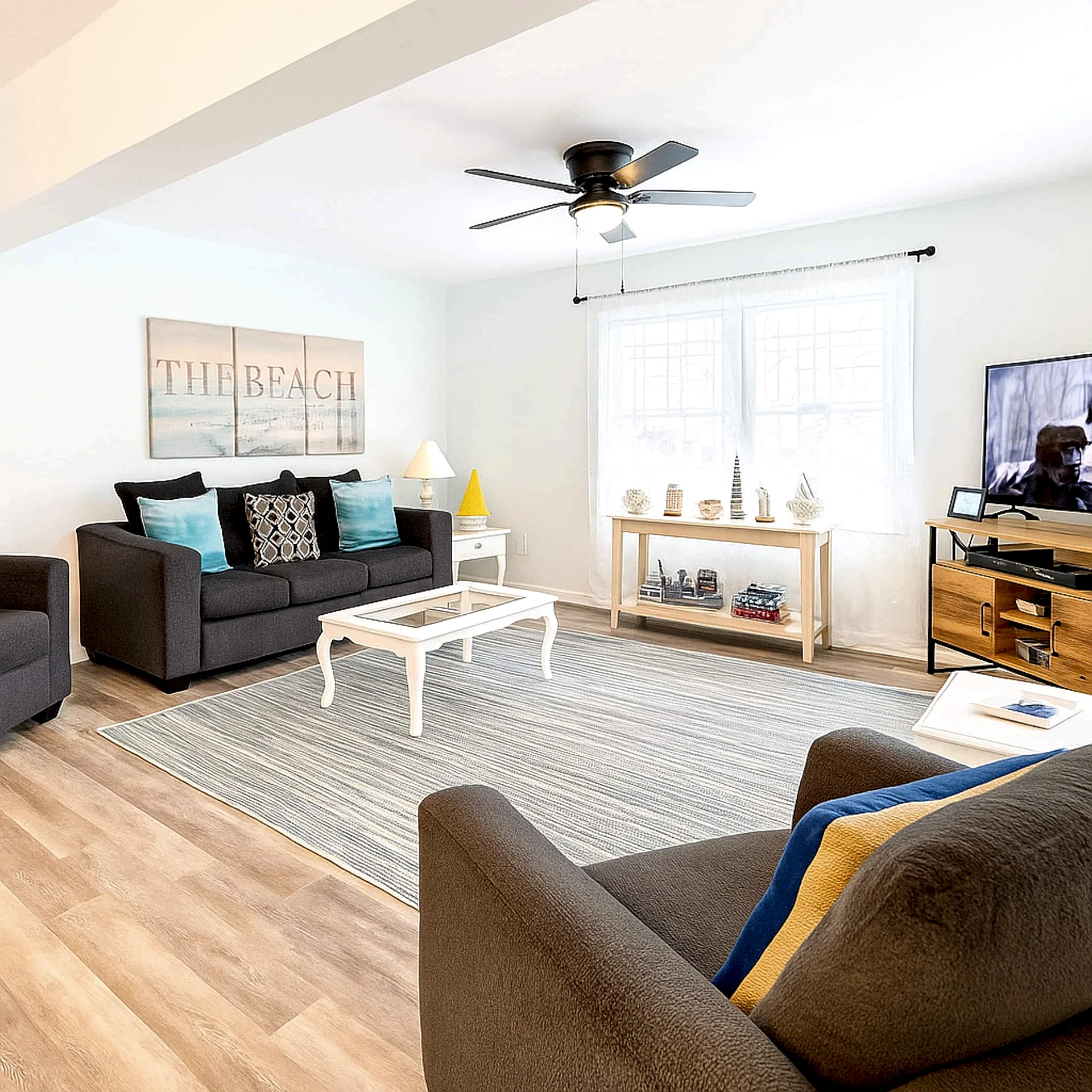 Wow. Newly re-done Great Location: 3-Bdrm 3-Bthrm