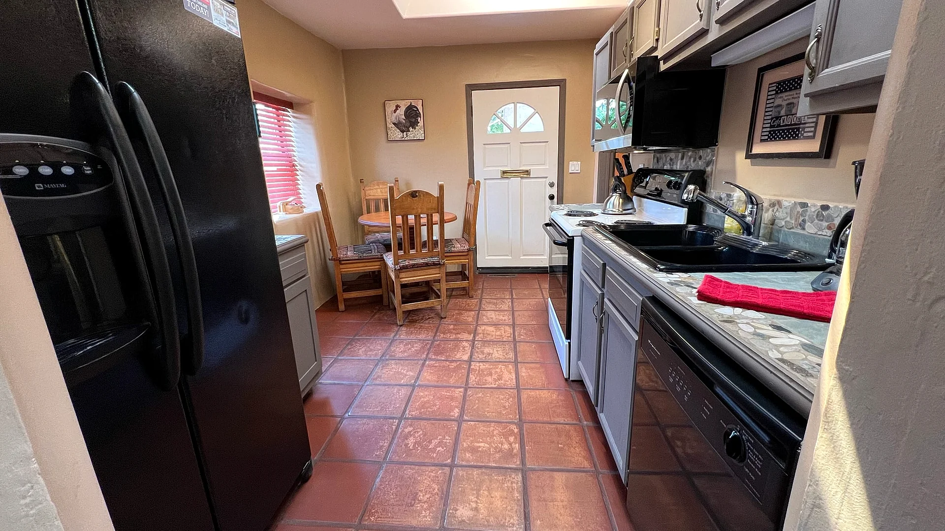 Casas de Guadalupe (Guadeloupe Houses) - Casita I in Santa Fe, New Mexico, United States — photo 4
