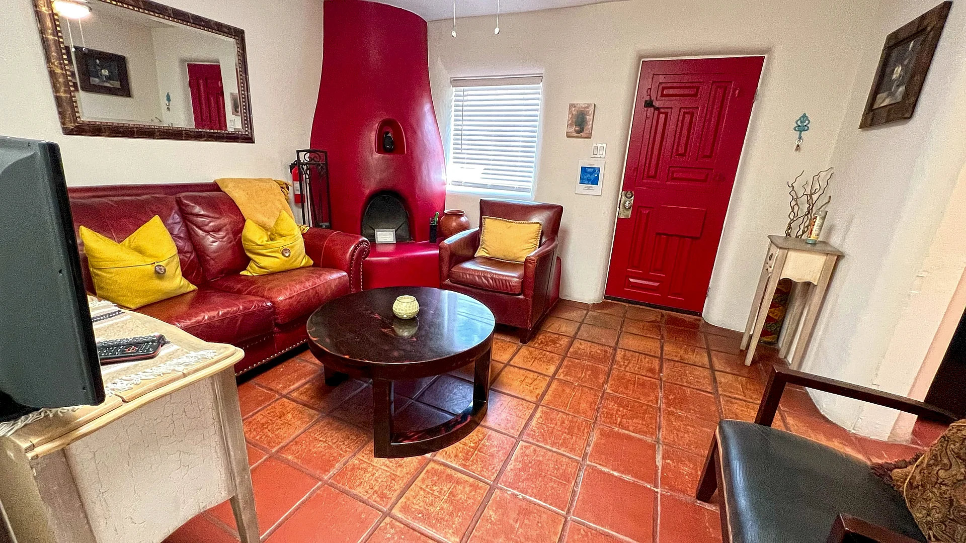 Casas de Guadalupe (Guadeloupe Houses) - Casita I in Santa Fe, New Mexico, United States — photo 1