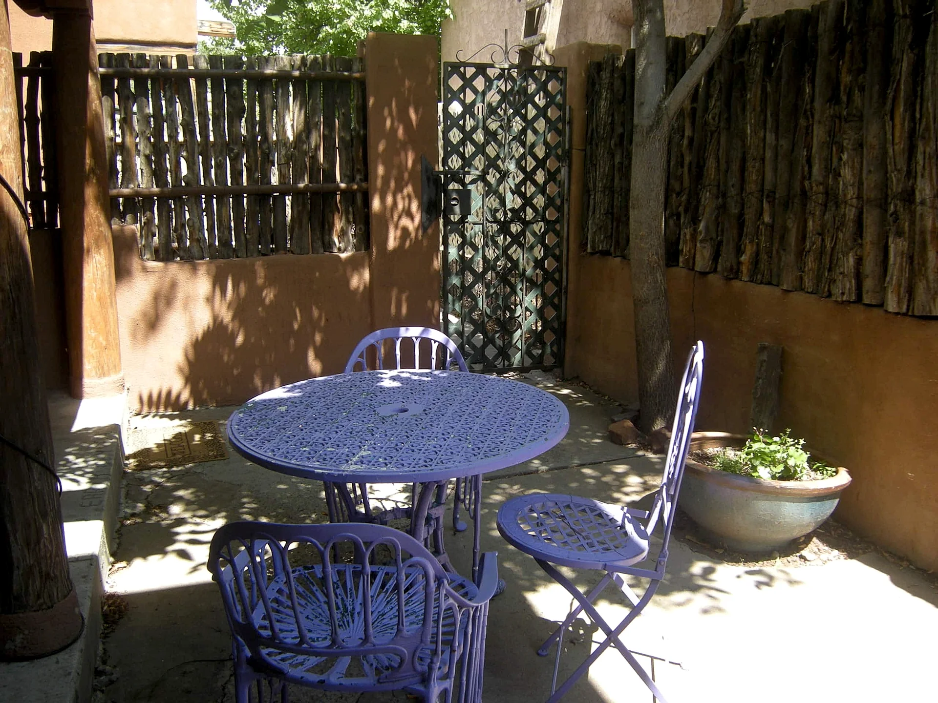 Guadalupe Houses - Comfy & Cozy, Little House J in Santa Fe, New Mexico, United States — photo 1