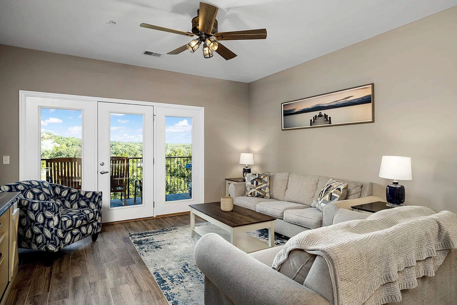 Condo #353 - 3BR Table Rock Lakefront Vacation Condo