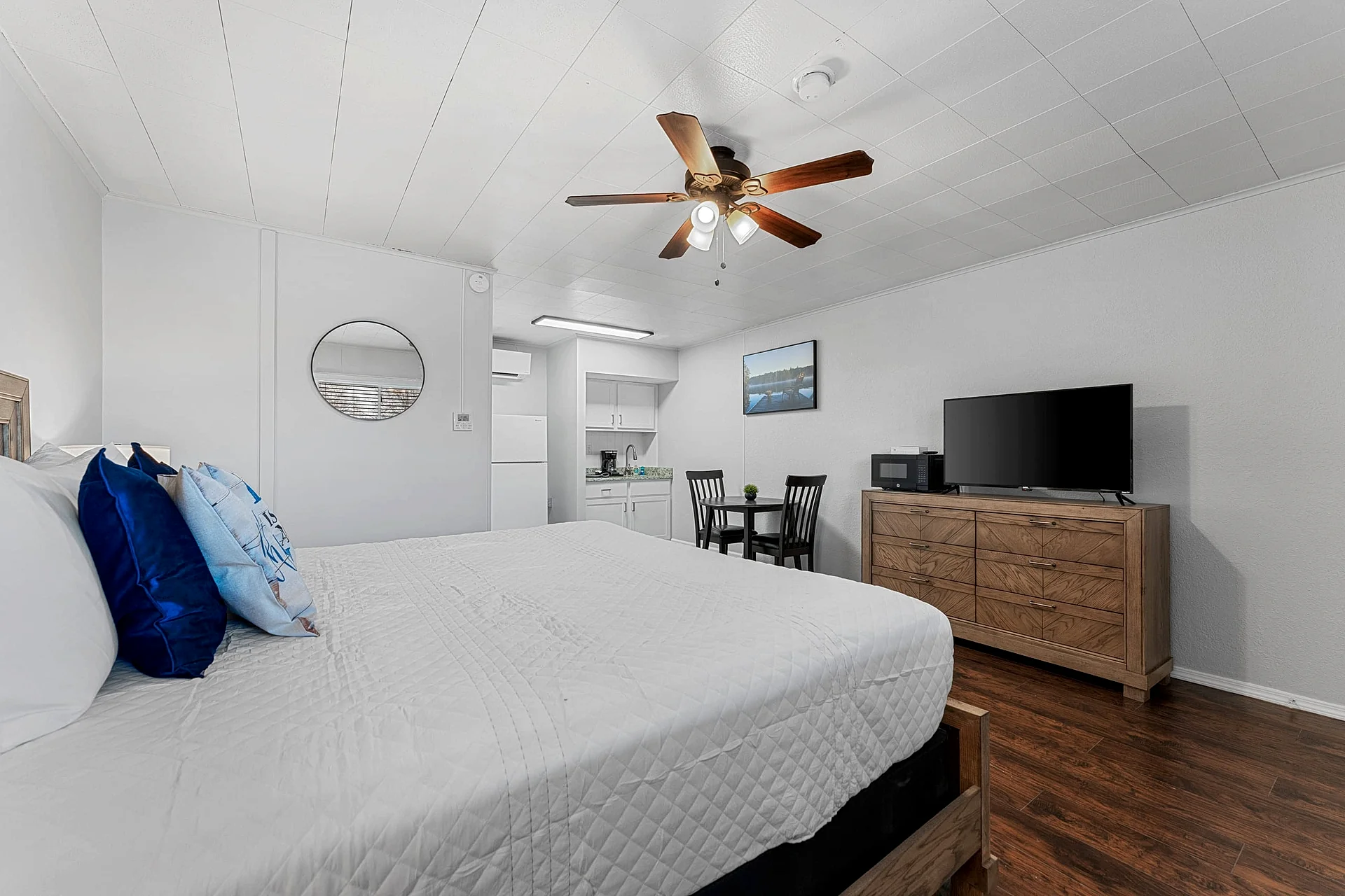 Escape to Comfort & Convenience! SC11 Couples Suite in Branson, Missouri, United States — photo 2