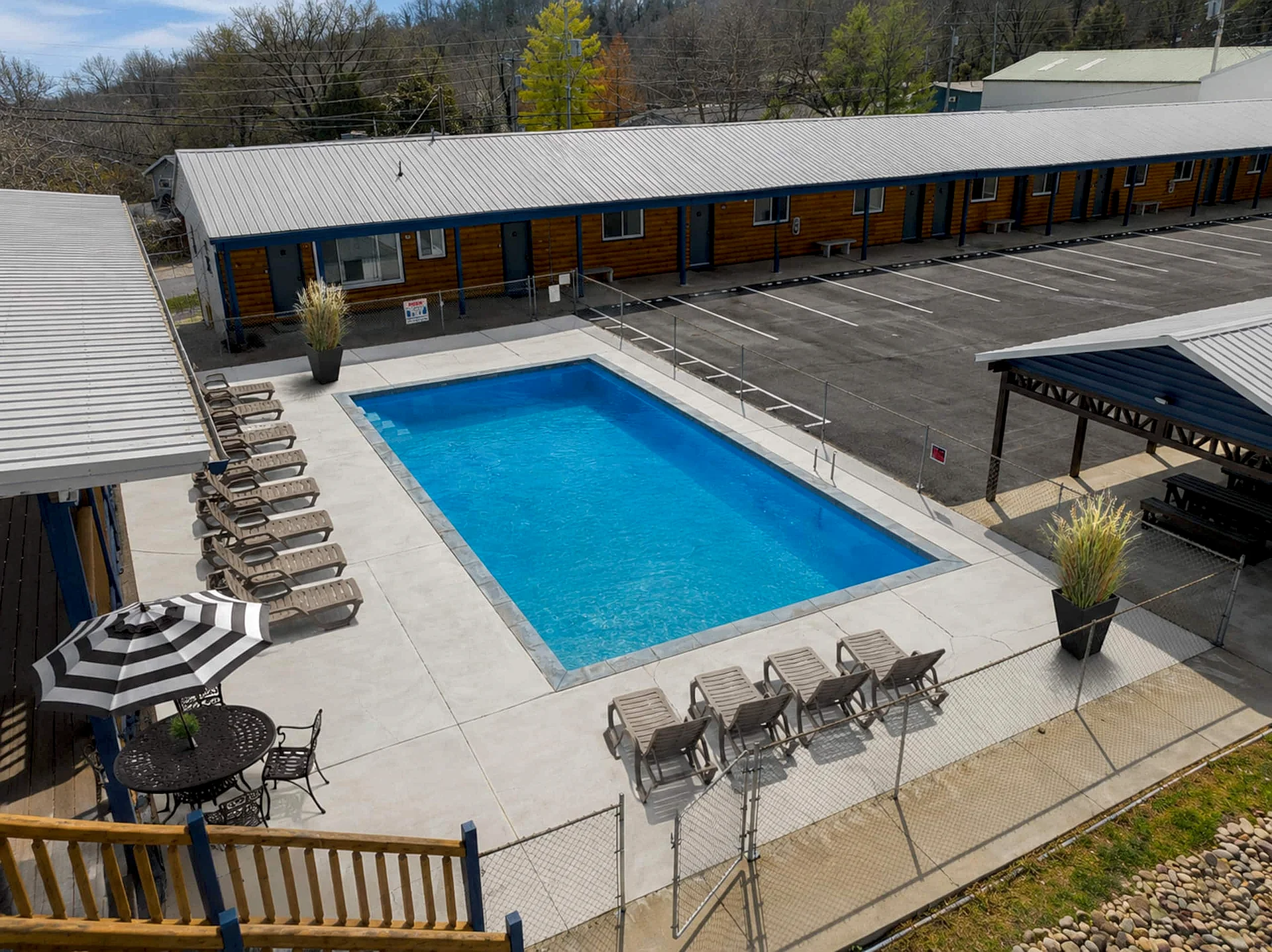 Escape to Comfort & Convenience! SC11 Couples Suite in Branson, Missouri, United States — photo 5