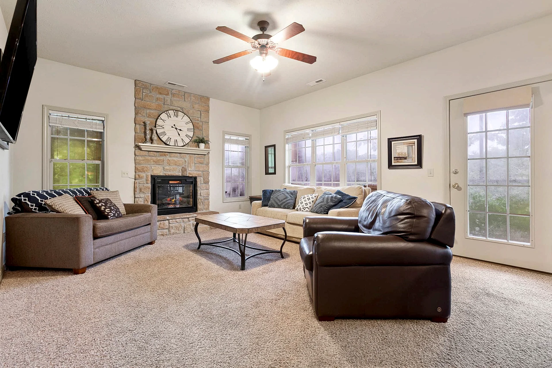 Serene Family Villa BD99-1 - 2BR StoneBridge Condo in Branson West, Missouri, United States — photo 2