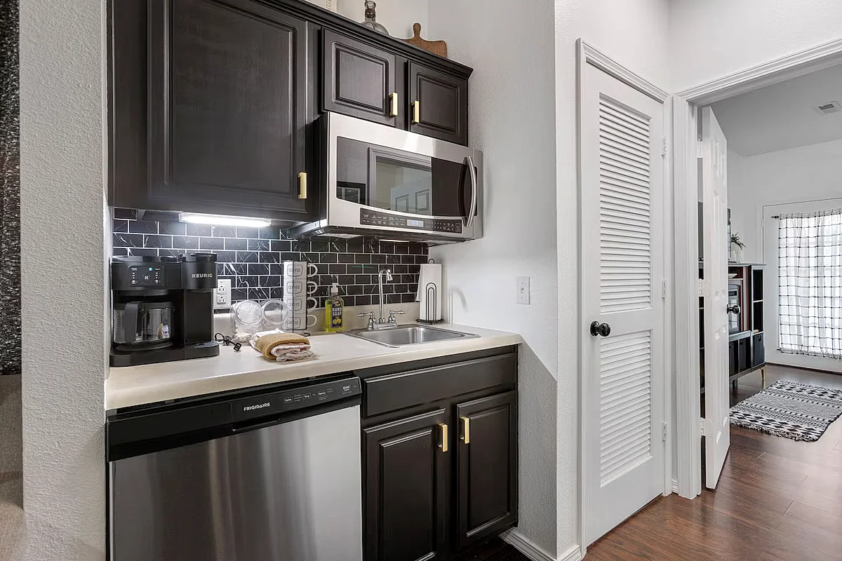 Prime Golf View FW15: 1BR StoneBridge Walk-In Condo in Reeds Spring, Missouri, United States — photo 3
