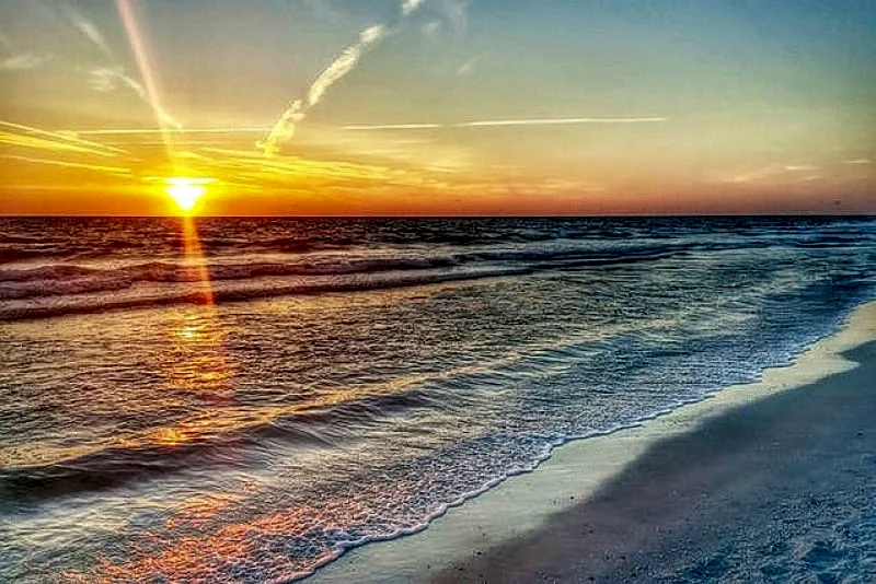 BEST FAMILY-FRIENDLY VACATION DESTINATION, PERFECT SPOT TO WALK TO EVERYTHING!!