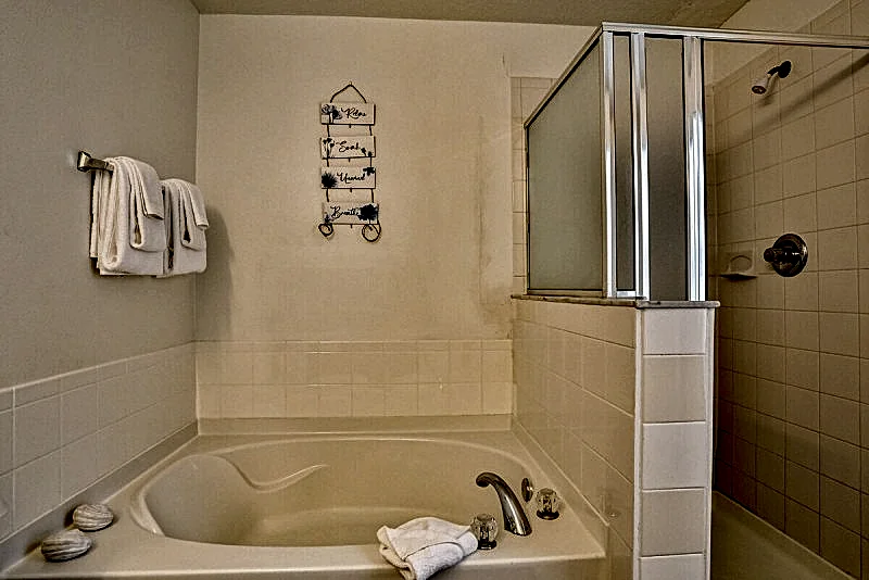 Photo 33