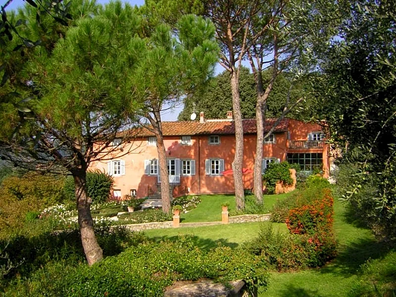 Photo 9