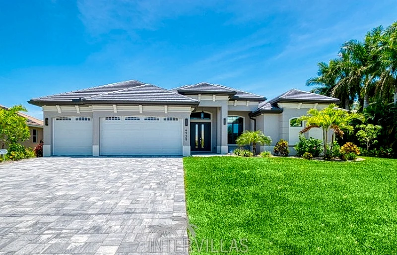 Cape Coral Vacation Homes | Villa The Magnificence1