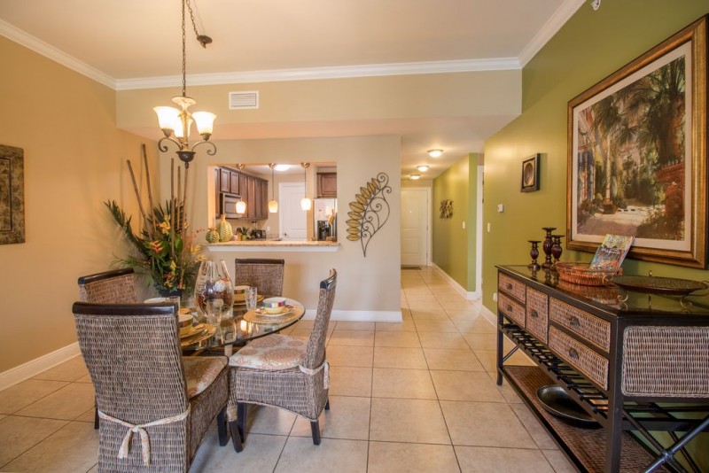 Condo Directly On The Beach In Pass Christian! 2 Bedroom / 2 Bath