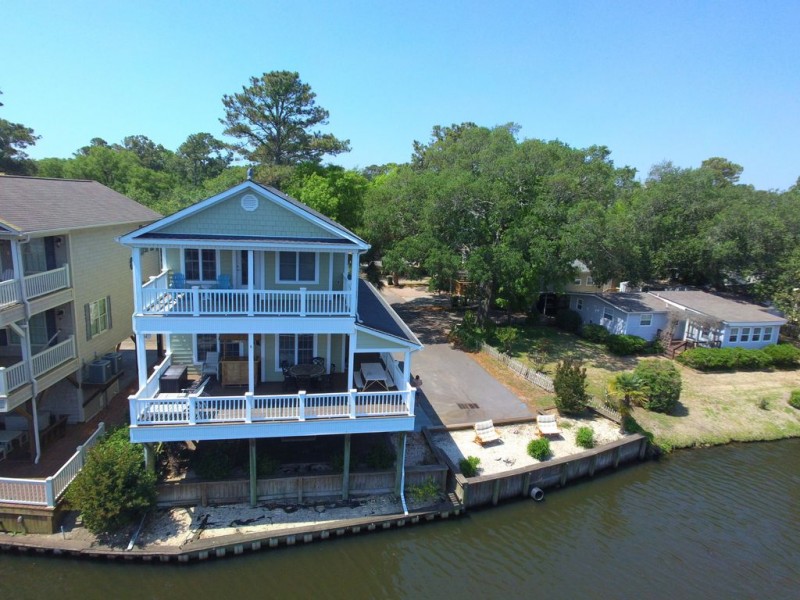 Ocean Lakes 'Beautiful Lakefront Home' (Site MH09A