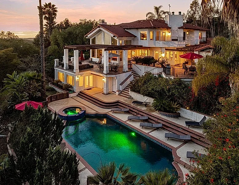 Bob Goetz (Estates by the Sea)